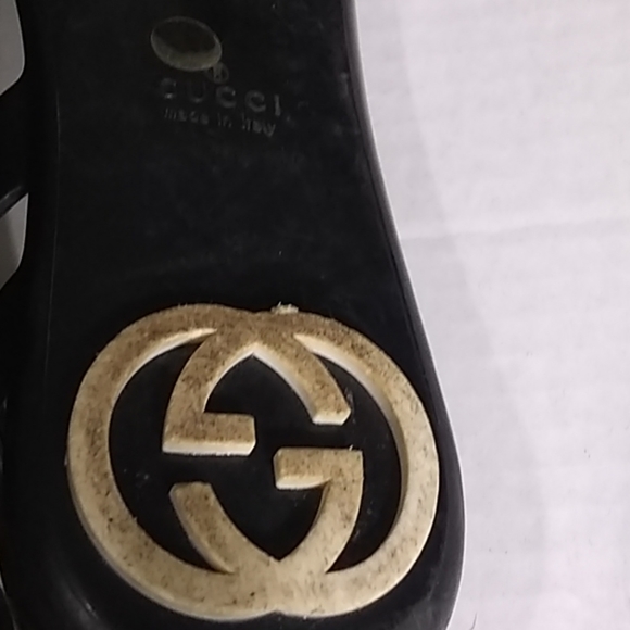 6️⃣🛑(SOLD)🛑.  GUCCI PEEP-TOE RUBBER SANDALS - Picture 6 of 8